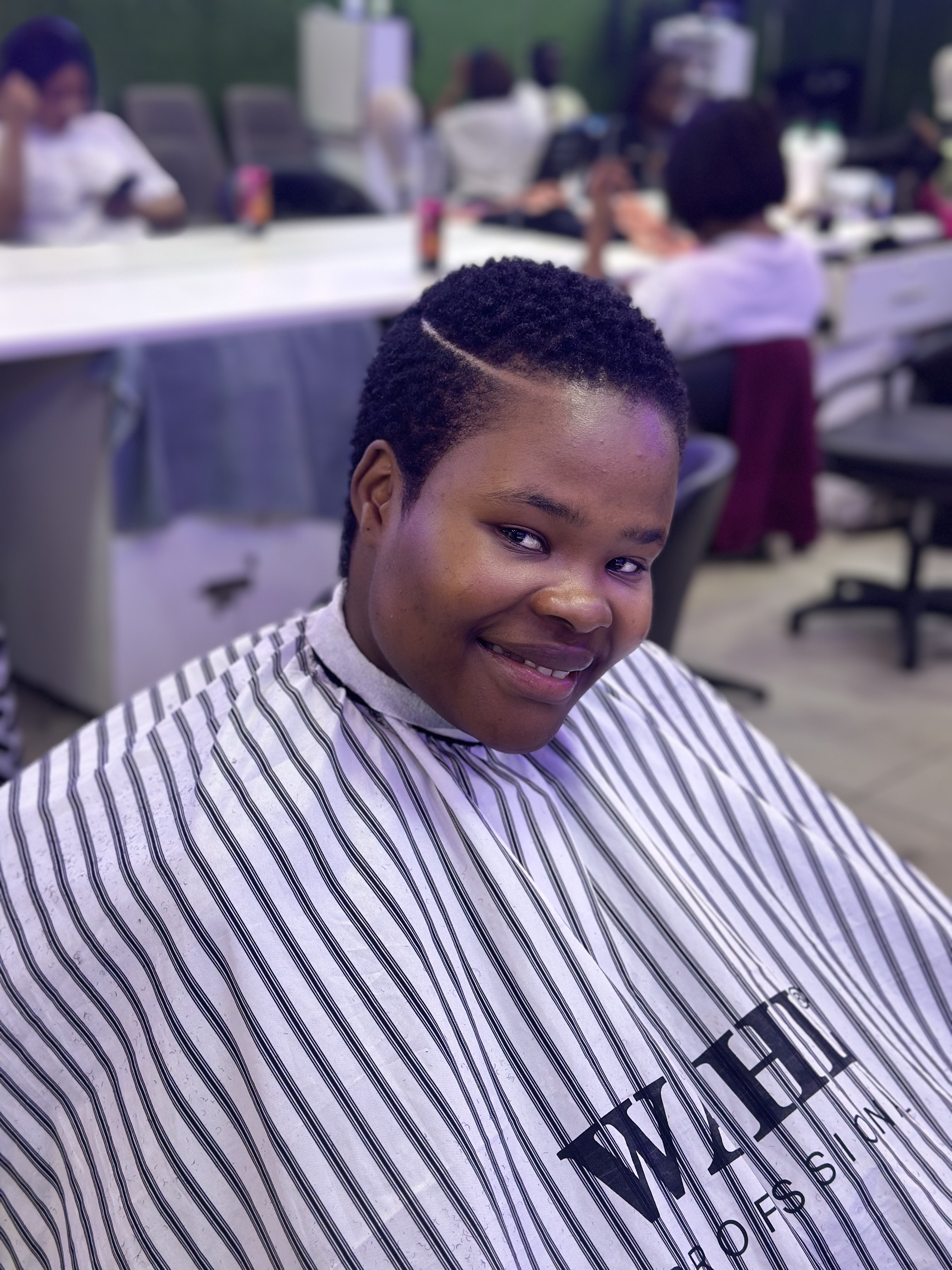 Afro Shape-Up offered by Chrisdegunner